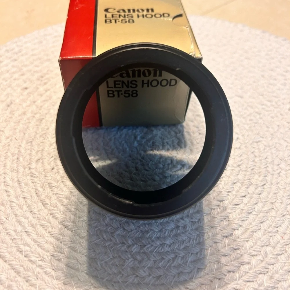 Canon Genuine Lens Hood BT-58 w/ Box